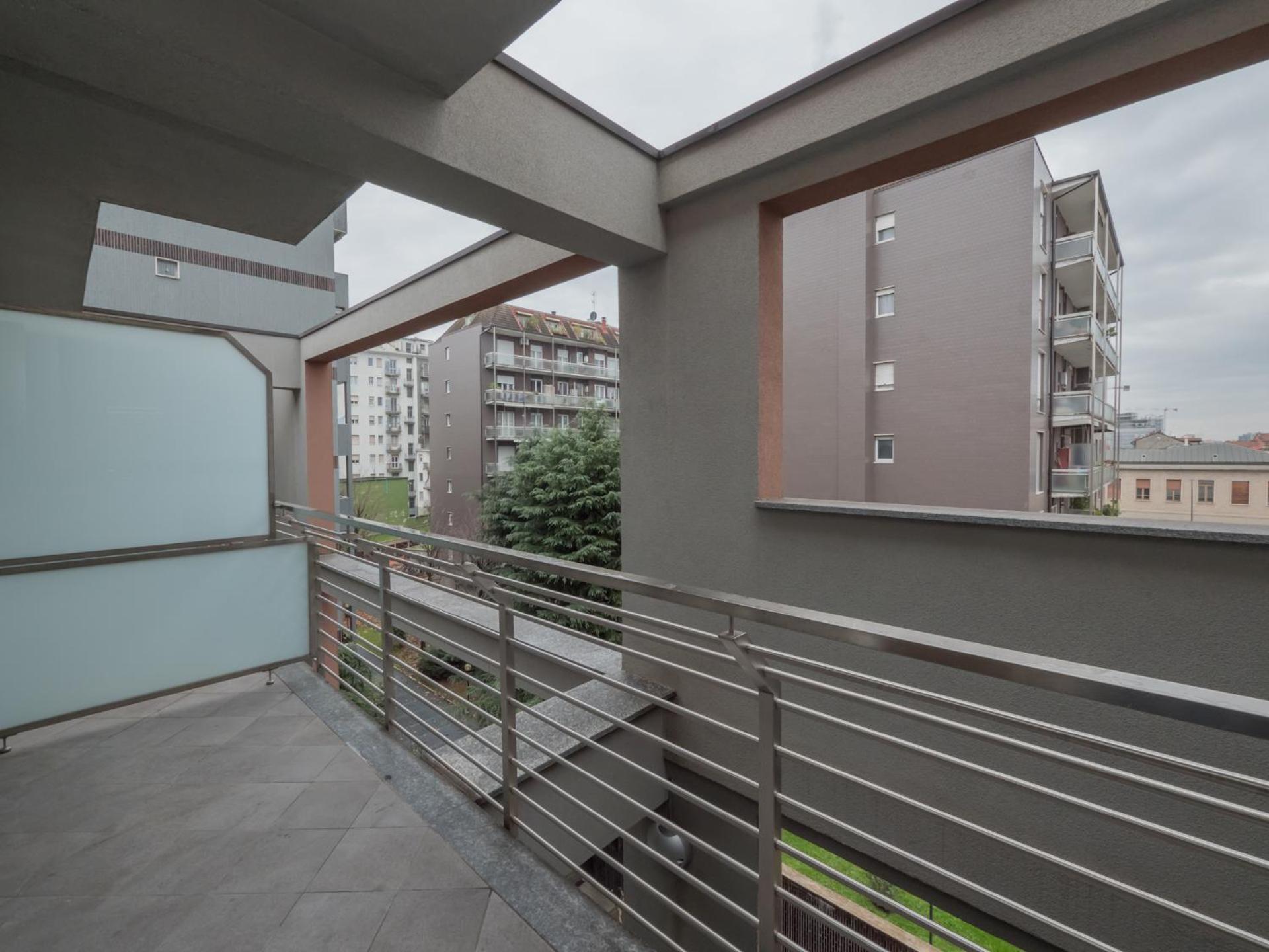 Rentopolis Apartments - Palazzo Candiani Milánó Kültér fotó